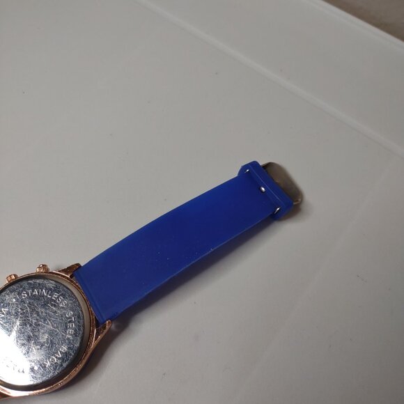 Blue And Gold Tone Geneva Analog Watch - Picture 7 of 13